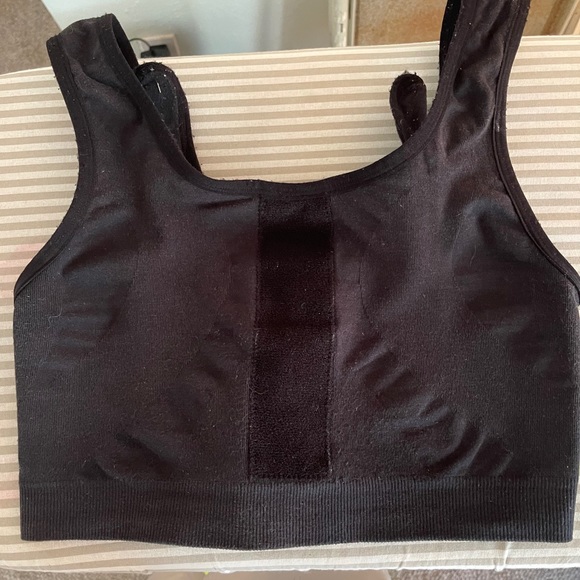 Sports bra. I used it for nine days. - Picture 5 of 5